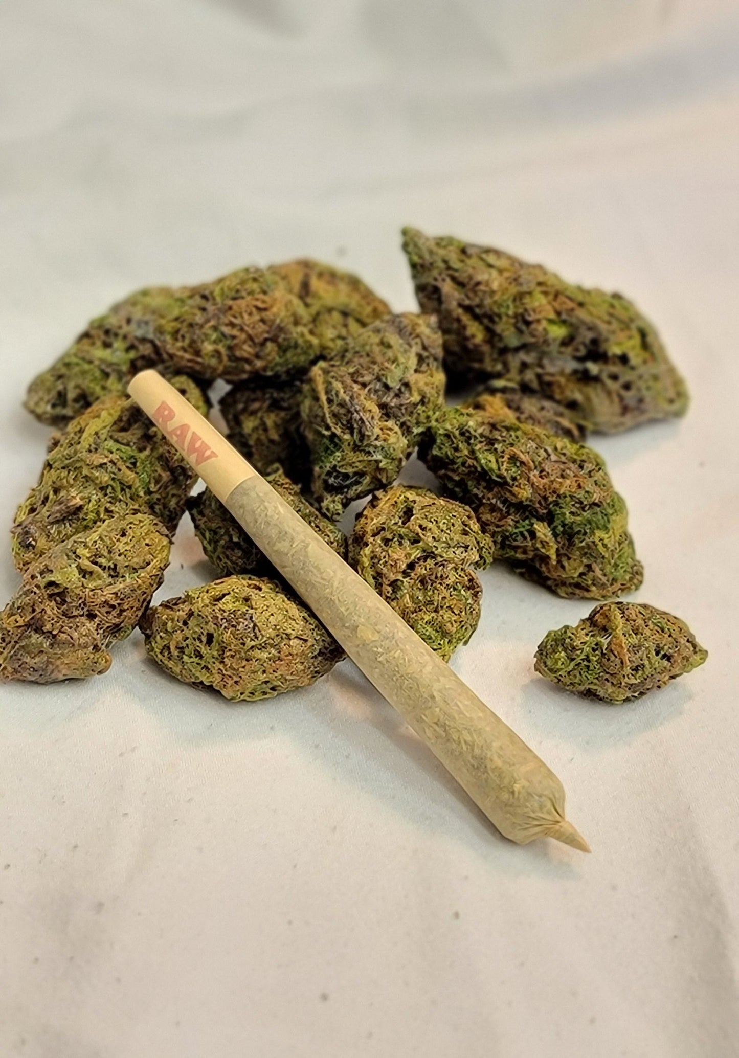 Fake Joint Prop – 4" King Size Faux Doobie | Realistic Weed Movie Prop | Costume & Display Accessory | Cannabis Decor | Handmade - FAUX - 20 Decor420 accessory420 gift ideas