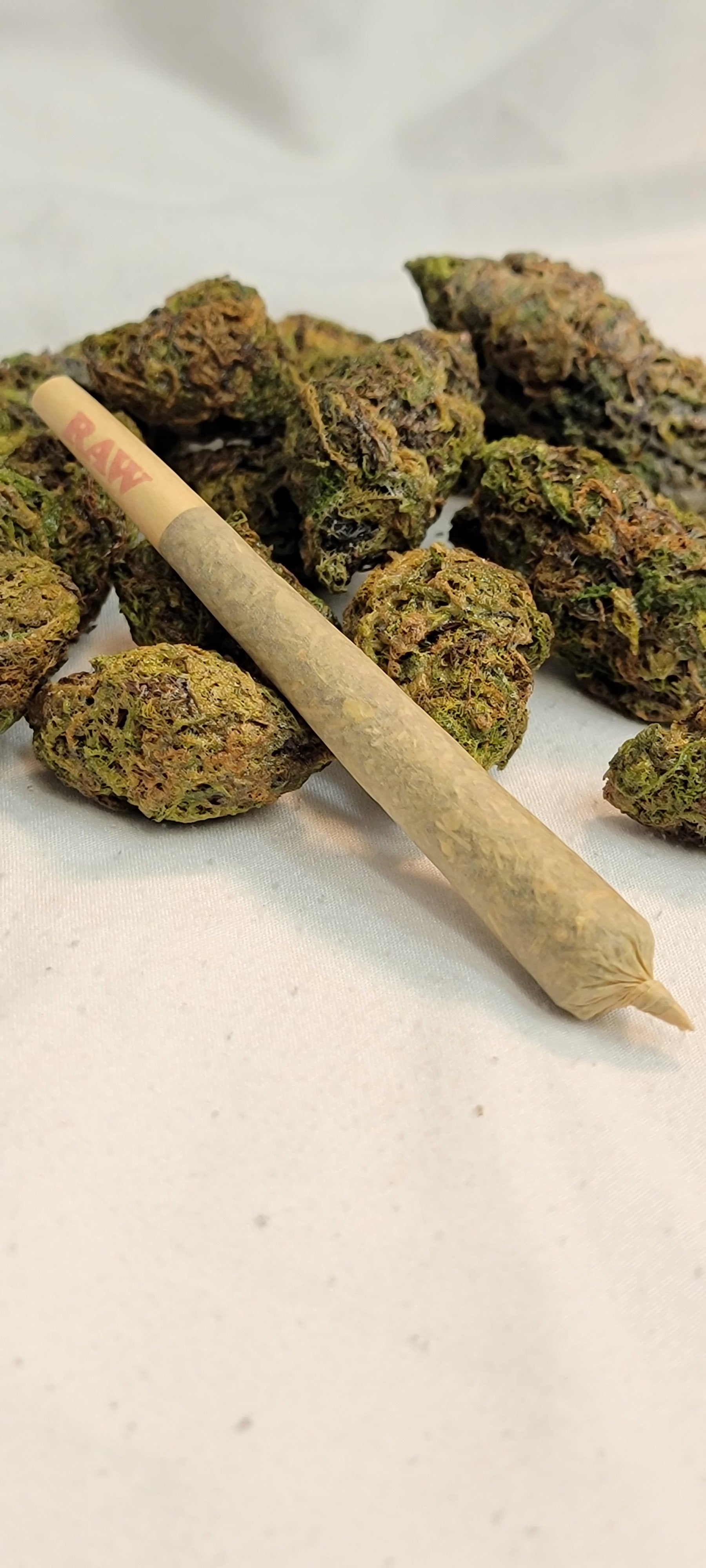 Fake Joint Prop – 4" King Size Faux Doobie | Realistic Weed Movie Prop | Costume & Display Accessory | Cannabis Decor | Handmade - FAUX - 20 Decor420 accessory420 gift ideas