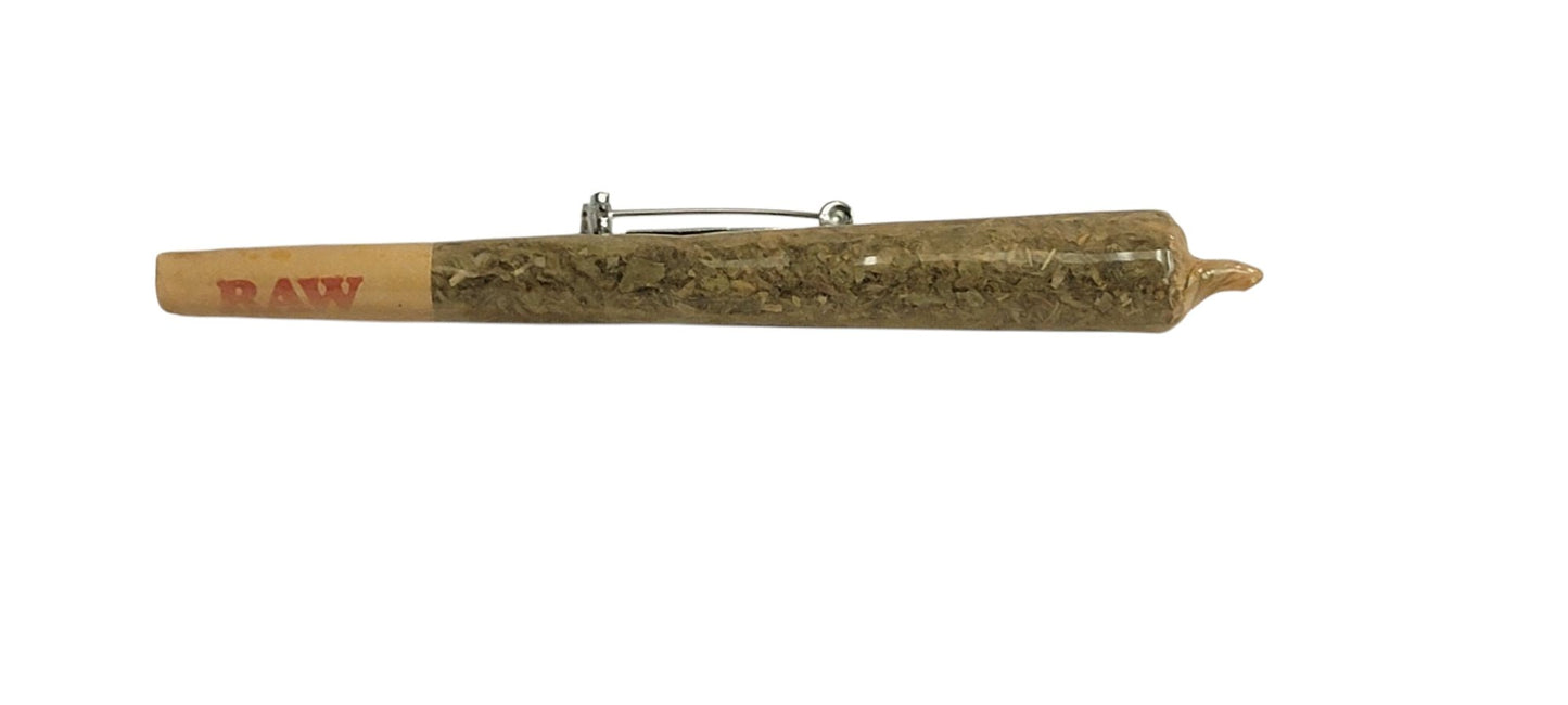 Faux Doobie Pin – Real King Size Cone | Funny 420 Hat Pin | Fake Joint Pin | 420 Accessory | Weed Accessory | Cannabis Gift | Stoner Hat, Lanyard Pin, or Bag Clip - FAUX - 20 Decorcannabis giftcannabis pin